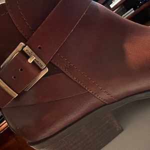 Vince Camuto Peamer Booties